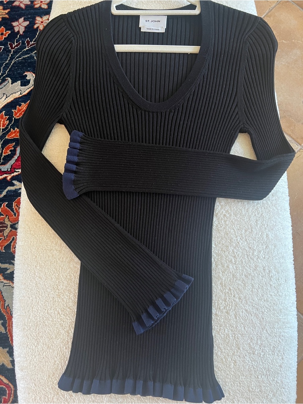 St. John Black Ribbed Long-Sleeve Scoop Neck Top with Navy Trimmed Ruffle Edges
